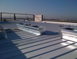 cubiertas industriales de panel - cubiertas metálicas a medida